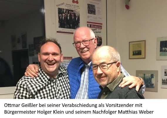 Ottmar Geißler bei seiner Verabschiedung als Vorsitzender mit Bürgermeister Holger Klein und seinem Nachfolger Matthias Weber